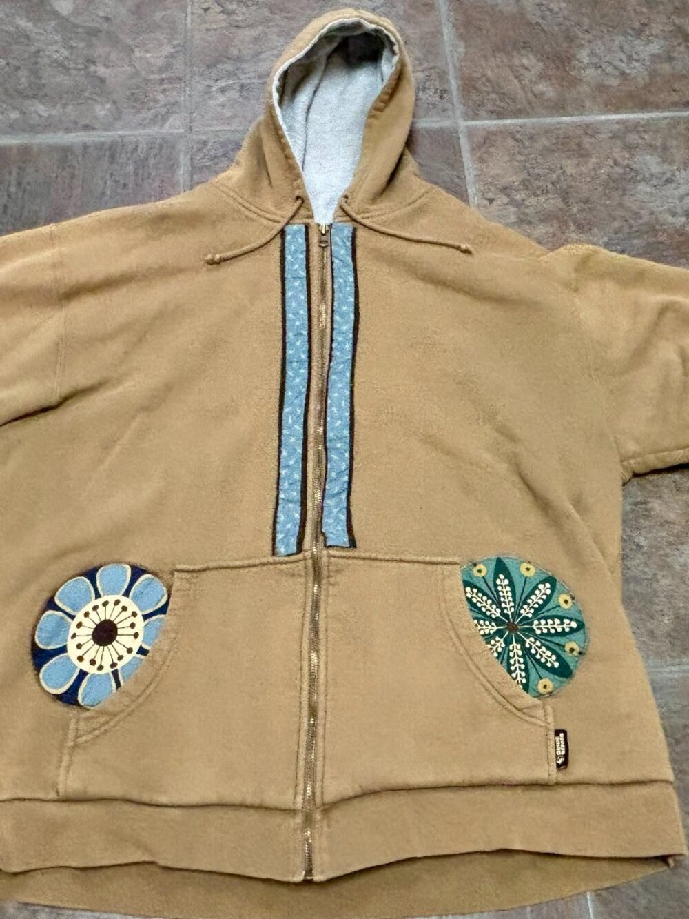 ~Gander Mountain Guide Series UNIQUE Full Zip EMBROIDERED Hooded XLT Sweatshirt.